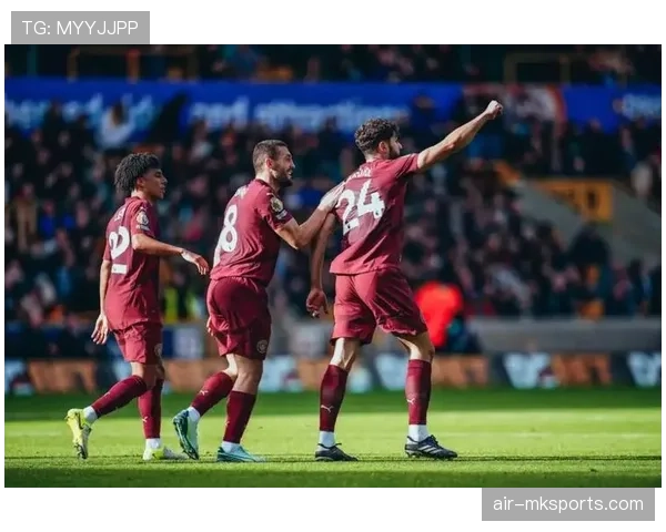 斯通斯关键表现助力球队防线稳固