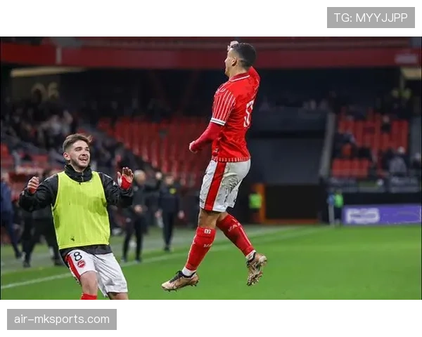 格拉利什最新动态:状态回暖还是继续低迷?