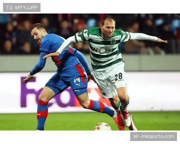 那不勒斯冠军后重建期，阵容调整与战术磨合成为当前主要挑战